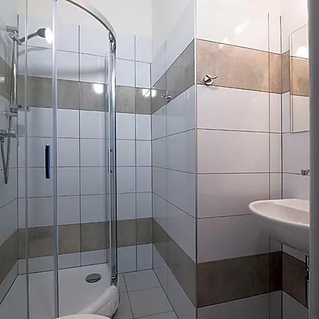 Hotel Metropol Cb 3*