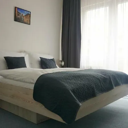 Metropol Cb Hotel 3*