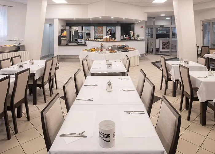 Metropol Cb Hotel 3*